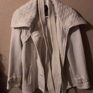White Trenchcoat / Overcoat || Sebby Collection